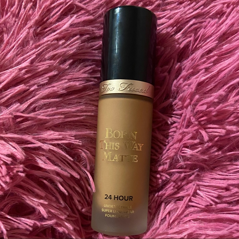 TOO FACED Born This Way Matte 24 Hour Foundation